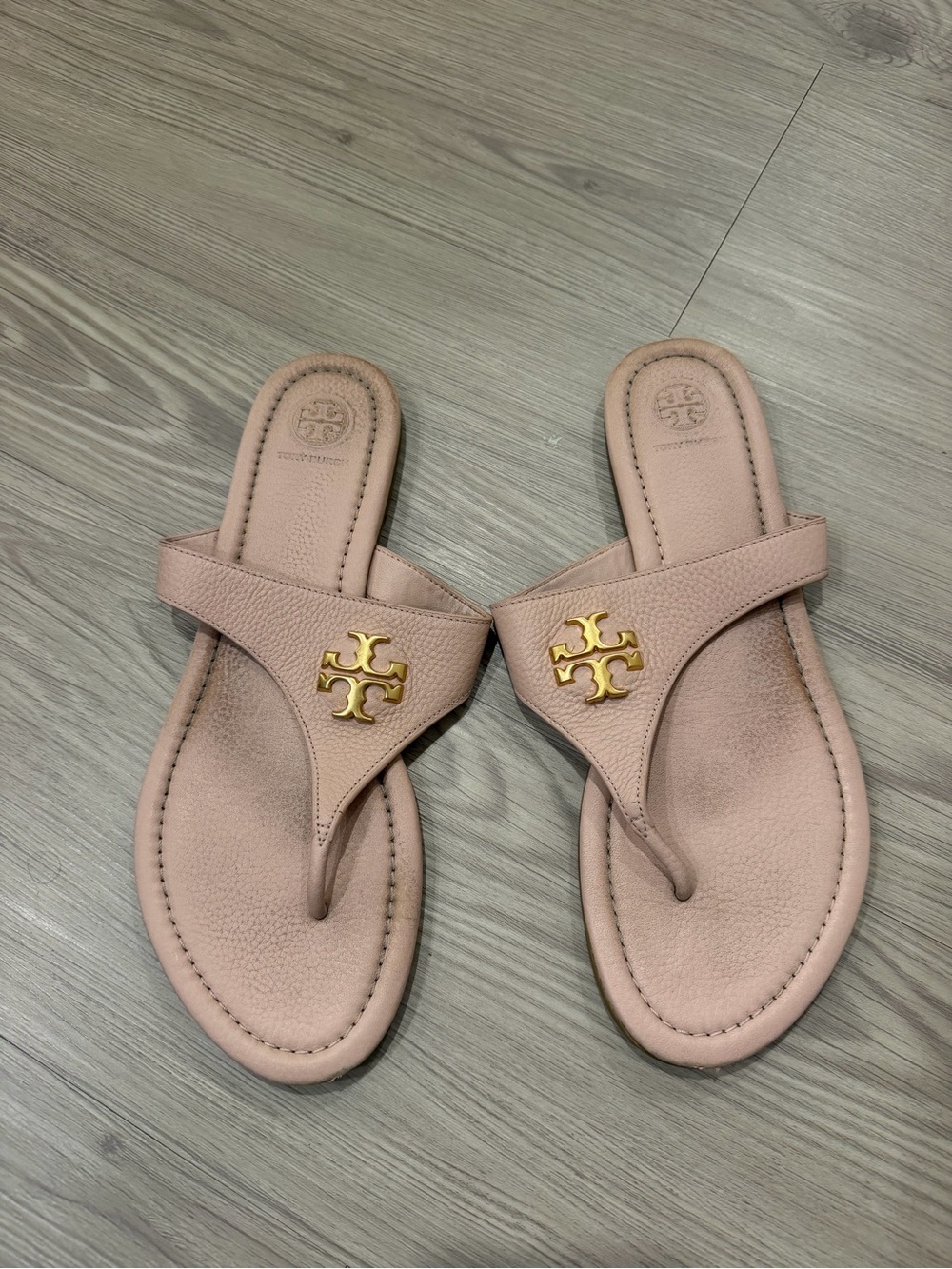 Tory Burch Blush Pink Leather Thong Sandals with Gold Logo